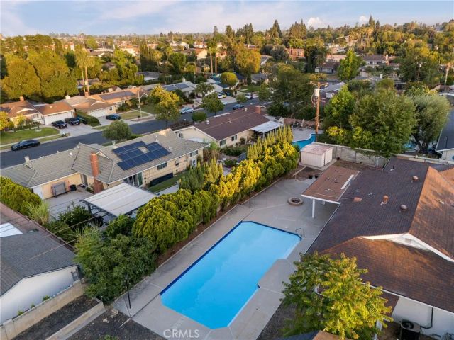 10000 Amestoy Avenue, Northridge, CA 91325