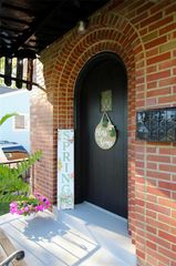 115 W Arlee Avenue, Unincorporated, MO 63125