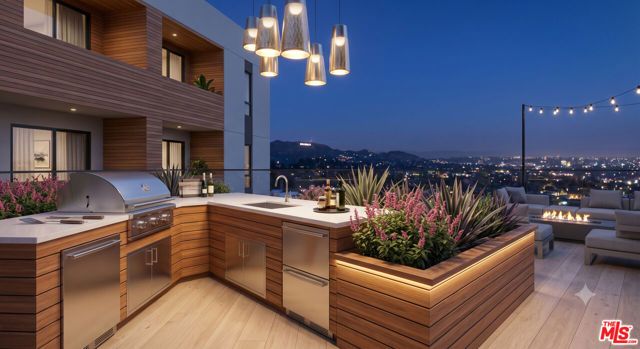 5432 Virginia Avenue, Los Angeles, CA 90029