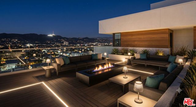 5432 Virginia Avenue, Los Angeles, CA 90029