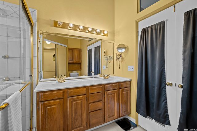 9322 Charleston, San Antonio, TX 78240