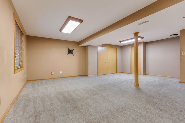 1832 Yasgur Drive, Woodstock, IL 60098