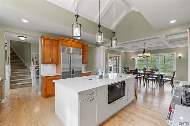 8456 Brae Leure Road, Manlius, NY 13104