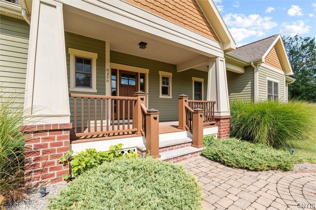 8456 Brae Leure Road, Manlius, NY 13104