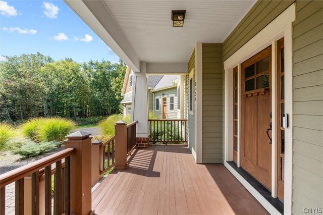 8456 Brae Leure Road, Manlius, NY 13104