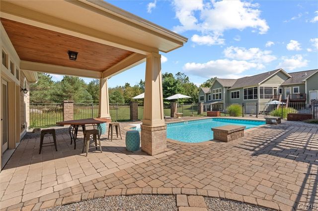 8456 Brae Leure Road, Manlius, NY 13104