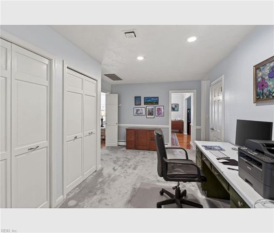 1316 Head Of River RD, Chesapeake, VA 23322