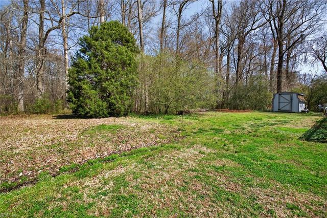 1316 Head Of River RD, Chesapeake, VA 23322