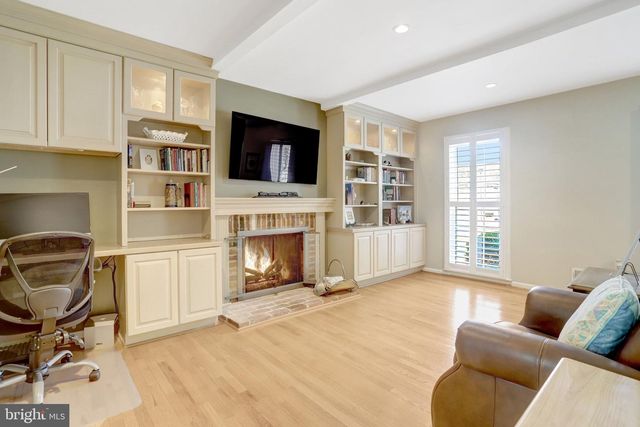 8723 CUTTERMILL PL, Springfield, VA 22153