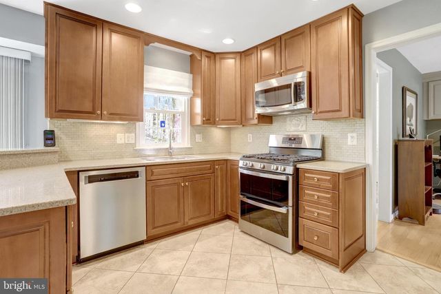 8723 CUTTERMILL PL, Springfield, VA 22153