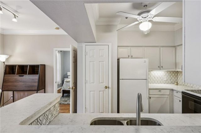 3777 Peachtree NE Road 1216, Atlanta, GA 30319