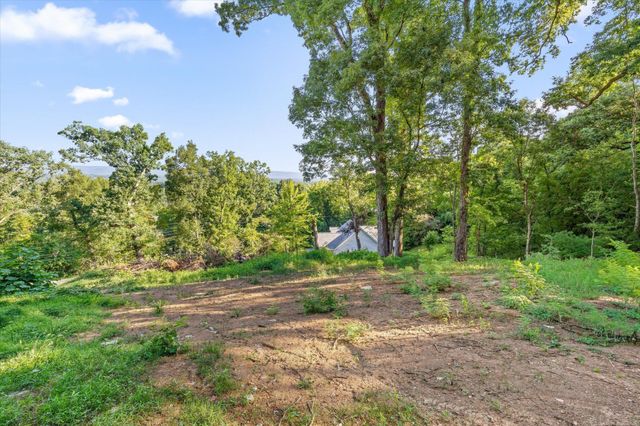 6833 Big Ridge Road, Hixson, TN 37343
