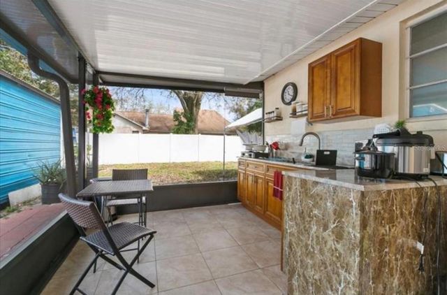 8310 PAT BOULEVARD, Tampa, FL 33615