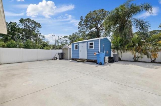 8310 PAT BOULEVARD, Tampa, FL 33615