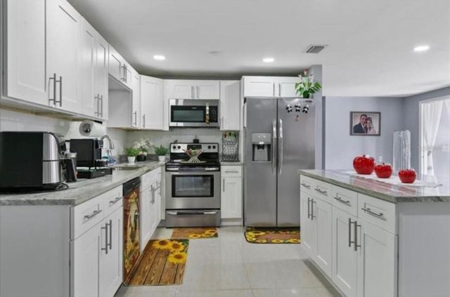 8310 PAT BOULEVARD, Tampa, FL 33615