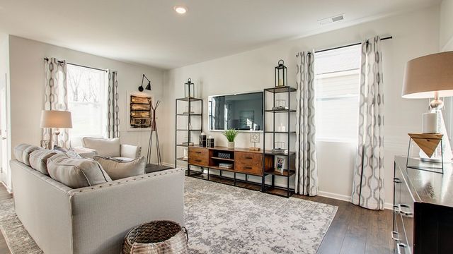 1546 Rosewood Drive, White House, TN 37188