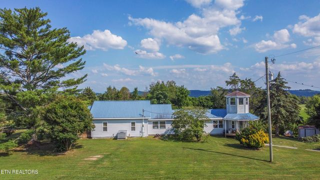 916 W Copeland Drive, Powell, TN 37849