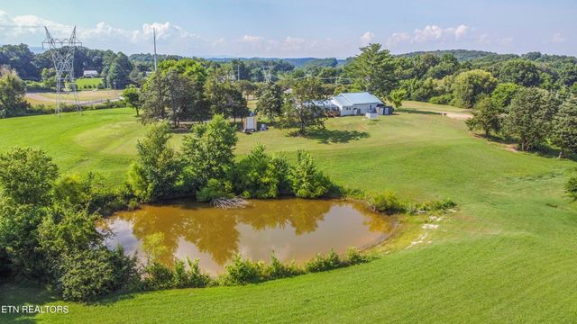916 W Copeland Drive, Powell, TN 37849
