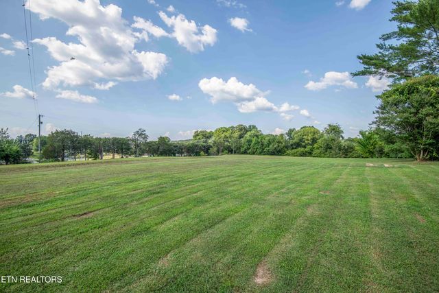 916 W Copeland Drive, Powell, TN 37849