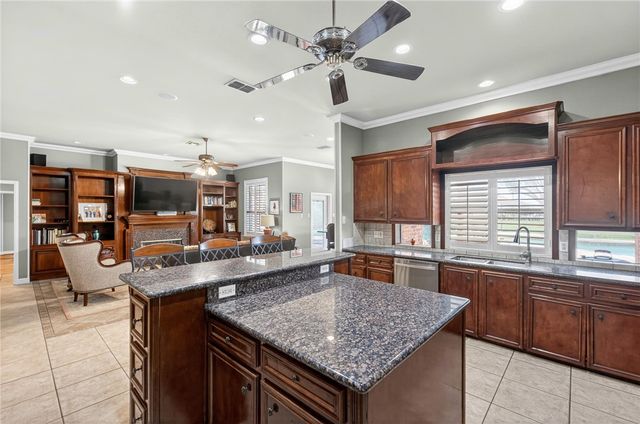 3714 Aransas St, Corpus Christi, TX 78411