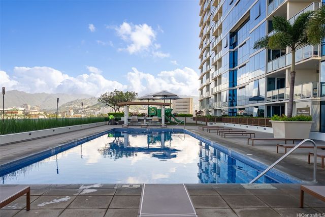 555 South Street 1305, Honolulu, HI 96813