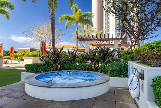 555 South Street 1305, Honolulu, HI 96813