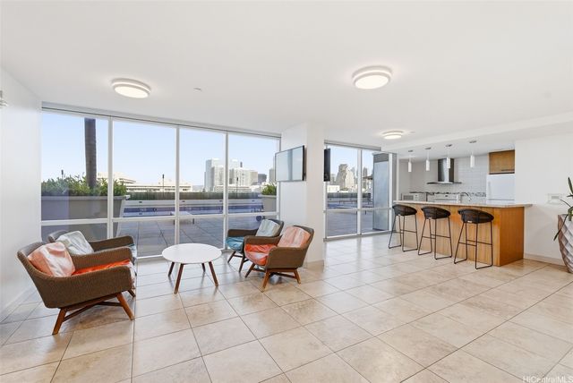 555 South Street 1305, Honolulu, HI 96813