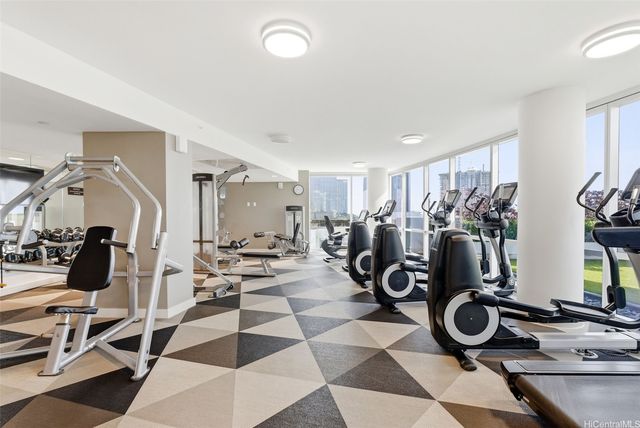 555 South Street 1305, Honolulu, HI 96813