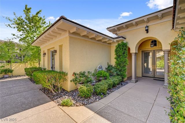 209 Surtees Point Street, Las Vegas, NV 89144