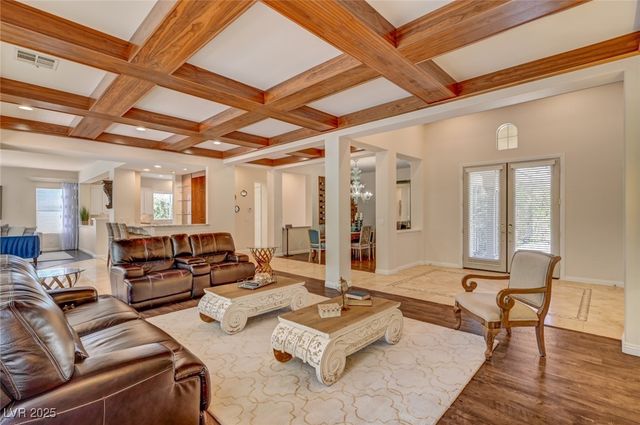 209 Surtees Point Street, Las Vegas, NV 89144