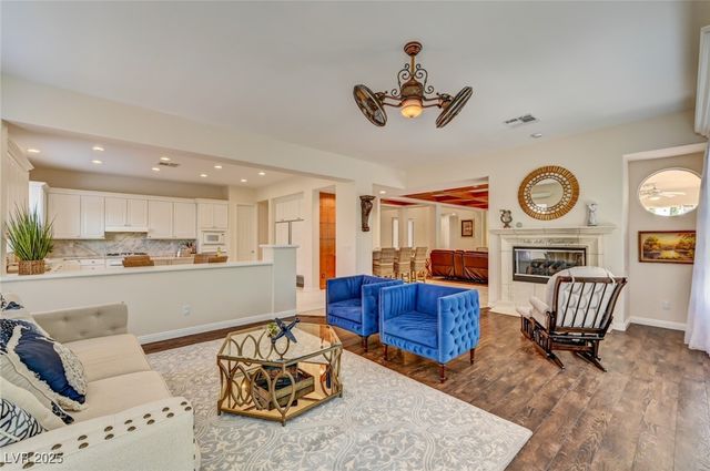 209 Surtees Point Street, Las Vegas, NV 89144