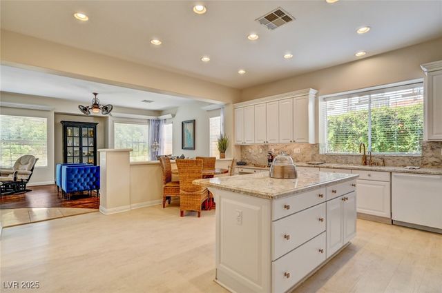 209 Surtees Point Street, Las Vegas, NV 89144