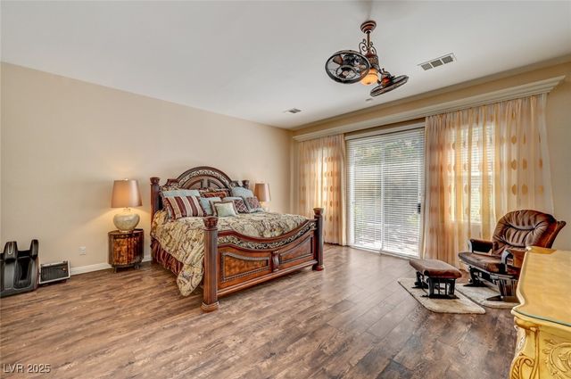 209 Surtees Point Street, Las Vegas, NV 89144