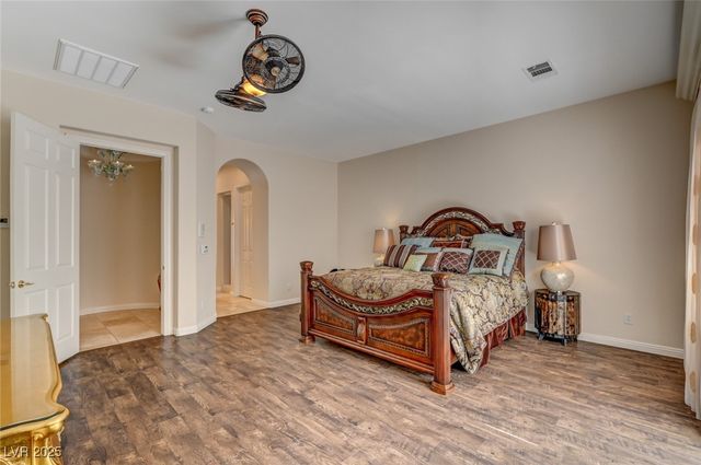 209 Surtees Point Street, Las Vegas, NV 89144