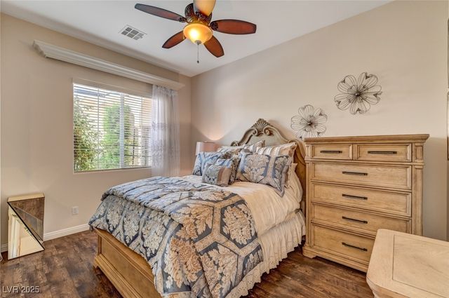 209 Surtees Point Street, Las Vegas, NV 89144