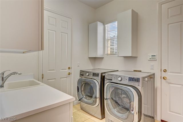 209 Surtees Point Street, Las Vegas, NV 89144