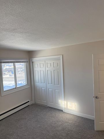 3829 Lake Drive Avenue N, Robbinsdale, MN 55422