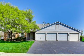 230 Crestview Drive C, Wauconda, IL 60084