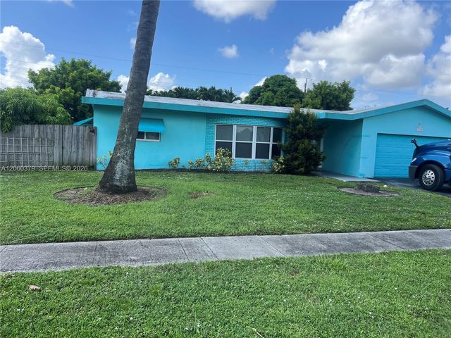 3700 NW 25th St, Lauderdale Lakes, FL 33311