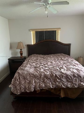 3700 NW 25th St, Lauderdale Lakes, FL 33311