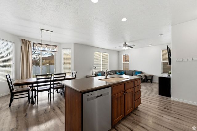 7097 W COTTAGE DR, West Jordan, UT 84081