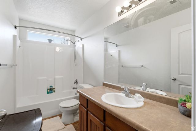 7097 W COTTAGE DR, West Jordan, UT 84081