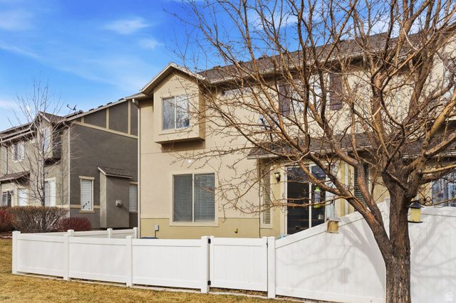 7097 W COTTAGE DR, West Jordan, UT 84081