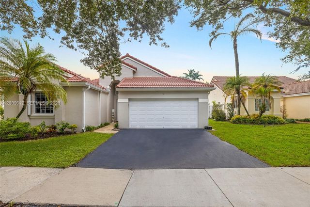 1315 Bayview Circle, Weston, FL 33326
