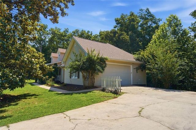 43 Hyalite Road W, Dahlonega, GA 30533