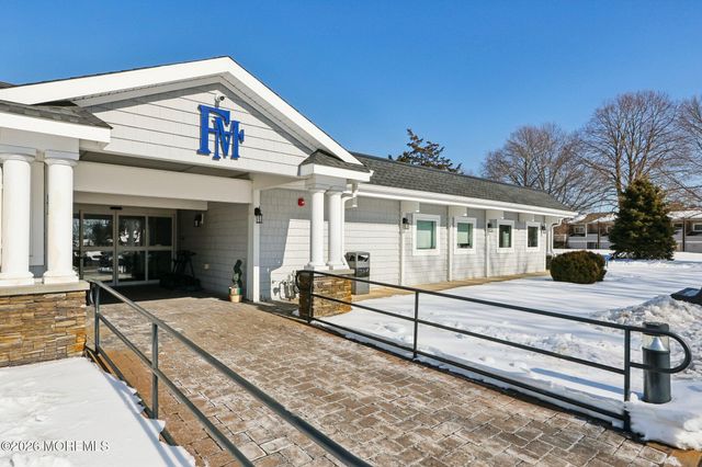 27 Apple Drive, Spring Lake Heights, NJ 07762