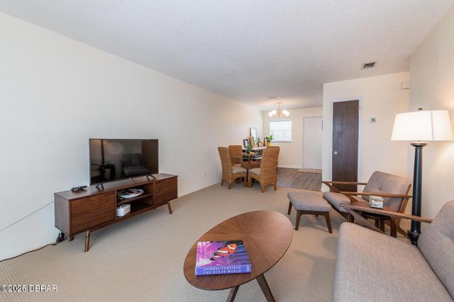 10 Lynnhurst Dr Apt 208, Ormond Beach, FL 32176