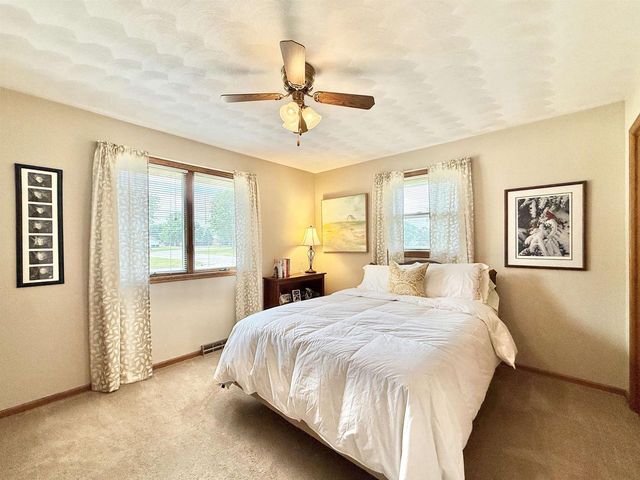 4105 Mackinac Drive, Janesville, WI 53546