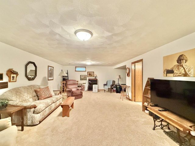 4105 Mackinac Drive, Janesville, WI 53546