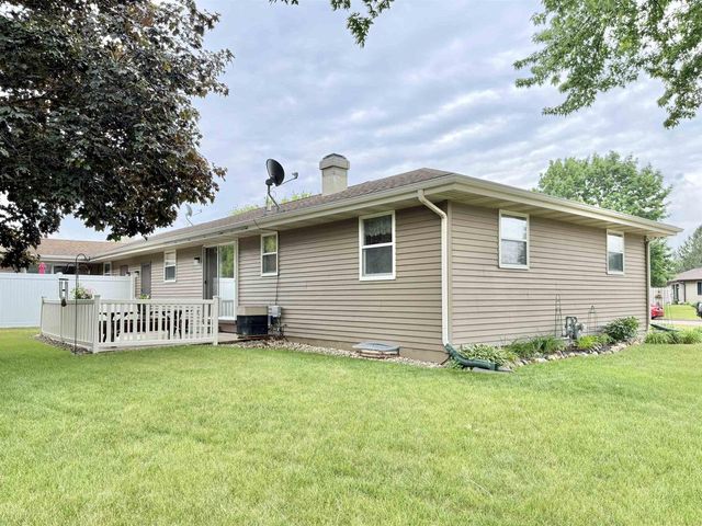 4105 Mackinac Drive, Janesville, WI 53546